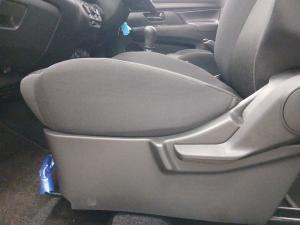 Suzuki Ertiga 1.5 GA - Image 17