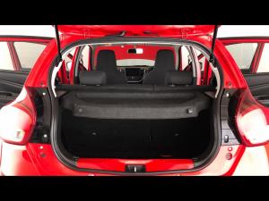 Toyota Vitz 1.0 XR manual - Image 18