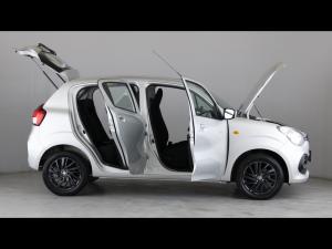 Toyota Vitz 1.0 XR manual - Image 15