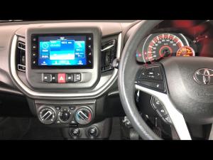 Toyota Vitz 1.0 XR manual - Image 24