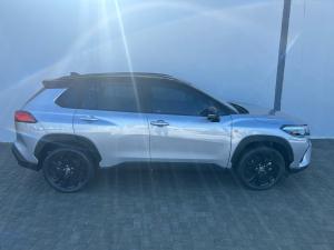 Toyota Corolla Cross 1.8 GR-Sport - Image 3