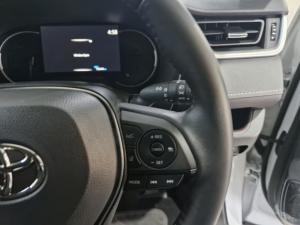 Toyota RAV4 2.5 VX Hybrid CVT E-FOUR - Image 10