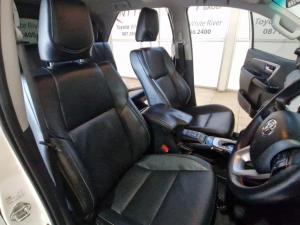 Toyota Fortuner 2.4GD-6 4X4 automatic - Image 15