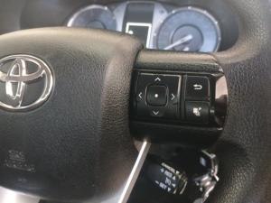 Toyota Hilux 2.4 GD-6 Raider 4X4 automaticD/C - Image 10
