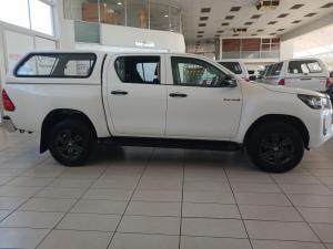 Toyota Hilux 2.4 GD-6 Raider 4X4 automaticD/C - Image 3