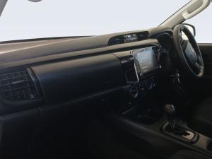Toyota Hilux 2.4 GD-6 Raider 4X4 automaticD/C - Image 7