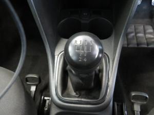 Volkswagen Polo Vivo 1.4 Trendline - Image 17