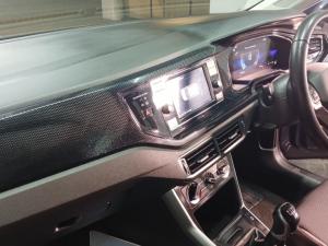 Volkswagen Polo 1.0 TSI Life - Image 17
