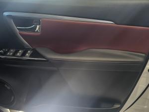Toyota Fortuner 2.8GD-6 Raised Body automatic - Image 19