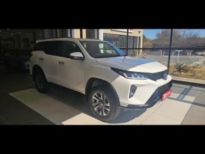 Toyota Fortuner 2.8GD-6 Raised Body automatic - Image 1