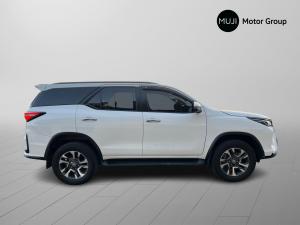 Toyota Fortuner 2.4GD-6 auto - Image 7
