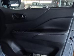 Nissan Navara 2.5DDTi double cab Pro-4X 4x4 Warrior - Image 12