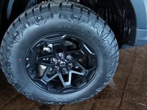 Nissan Navara 2.5DDTi double cab Pro-4X 4x4 Warrior - Image 6
