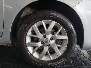Nissan Almera 1.5 Acenta auto - Image 4