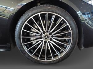 Mercedes-Benz C-Class C220d Avantgarde - Image 14