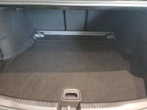 Mercedes-Benz C-Class C220d Avantgarde - Image 8
