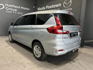 Toyota Rumion 1.5 SX manual - Image 4