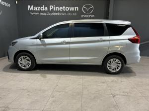Toyota Rumion 1.5 SX manual - Image 5