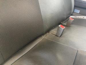 Nissan Hardbody NP300 2.5 TDi LWBS/C - Image 9
