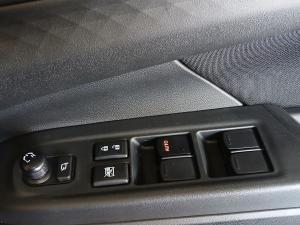 Suzuki Swift 1.2 GLX auto - Image 18