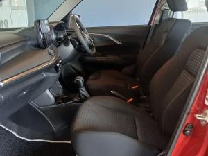 Suzuki Swift 1.2 GLX auto - Image 19