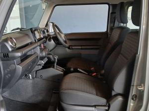Suzuki Jimny 1.5 GLX AllGrip 3-door auto - Image 13