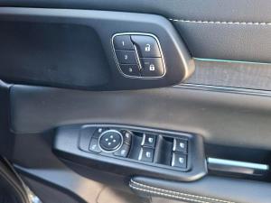 Ford Everest 3.0TD V6 4WD Platinum - Image 11