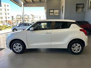 Suzuki Swift 1.2 GL auto - Image 4