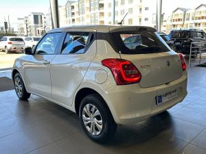 Suzuki Swift 1.2 GL auto - Image 5