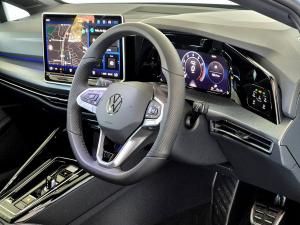 Volkswagen Golf 1.4TSI R-Line Plus - Image 17