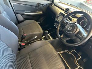 Suzuki Swift 1.2 GLX manual - Image 10