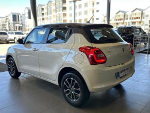 Suzuki Swift 1.2 GLX manual - Image 4