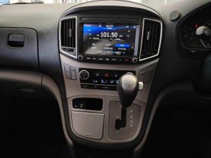 Hyundai H-1 2.5CRDi wagon GLS - Image 15