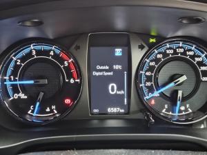 Toyota Hilux 2.8GD-6 48V double cab Legend - Image 9