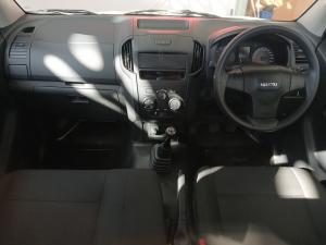 Isuzu D-Max Gen 6 250c single cab Fleetside - Image 6