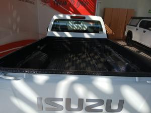 Isuzu D-Max Gen 6 250c single cab Fleetside - Image 9