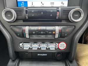 Ford Mustang 5.0 GT fastback - Image 14