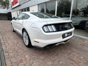 Ford Mustang 5.0 GT fastback - Image 19