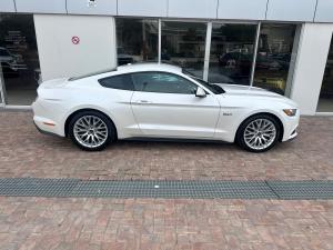 Ford Mustang 5.0 GT fastback - Image 3