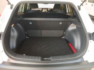Toyota Corolla Cross 1.8 Hybrid XS - Image 12