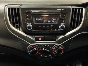 Toyota Starlet 1.4 Xi - Image 12