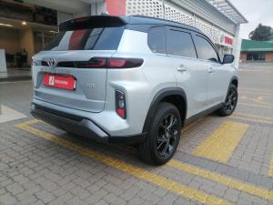 Toyota Urban Cruiser 1.5 XR manual - Image 2