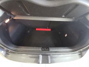 Hyundai Grand i10 1.0 Executive hatch - Image 19