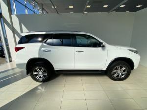 Toyota Fortuner 2.4GD-6 4x4 - Image 3