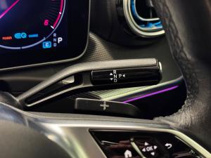 Mercedes-Benz C-Class C220d Avantgarde - Image 11