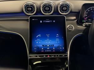 Mercedes-Benz C-Class C220d Avantgarde - Image 13