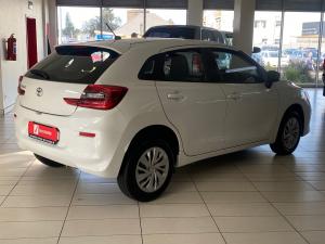 Toyota Starlet 1.5 Xi - Image 2