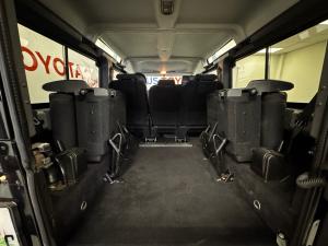 Land Rover Defender 110 TD station wagon S - Image 14