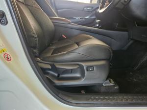 Toyota C-HR 1.2T Luxury - Image 16