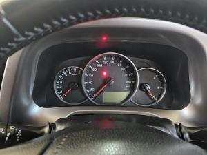 Toyota RAV4 2.0 GX auto - Image 11